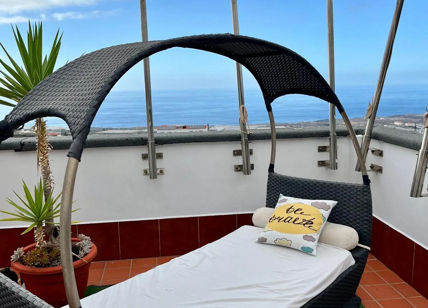 Apartamentos Los Verodes Frontera Spanien
