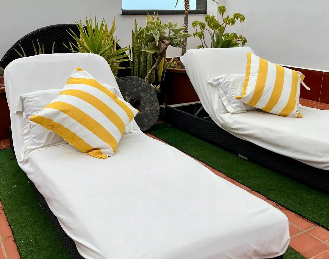 Apartamentos Los Verodes Frontera 0*,