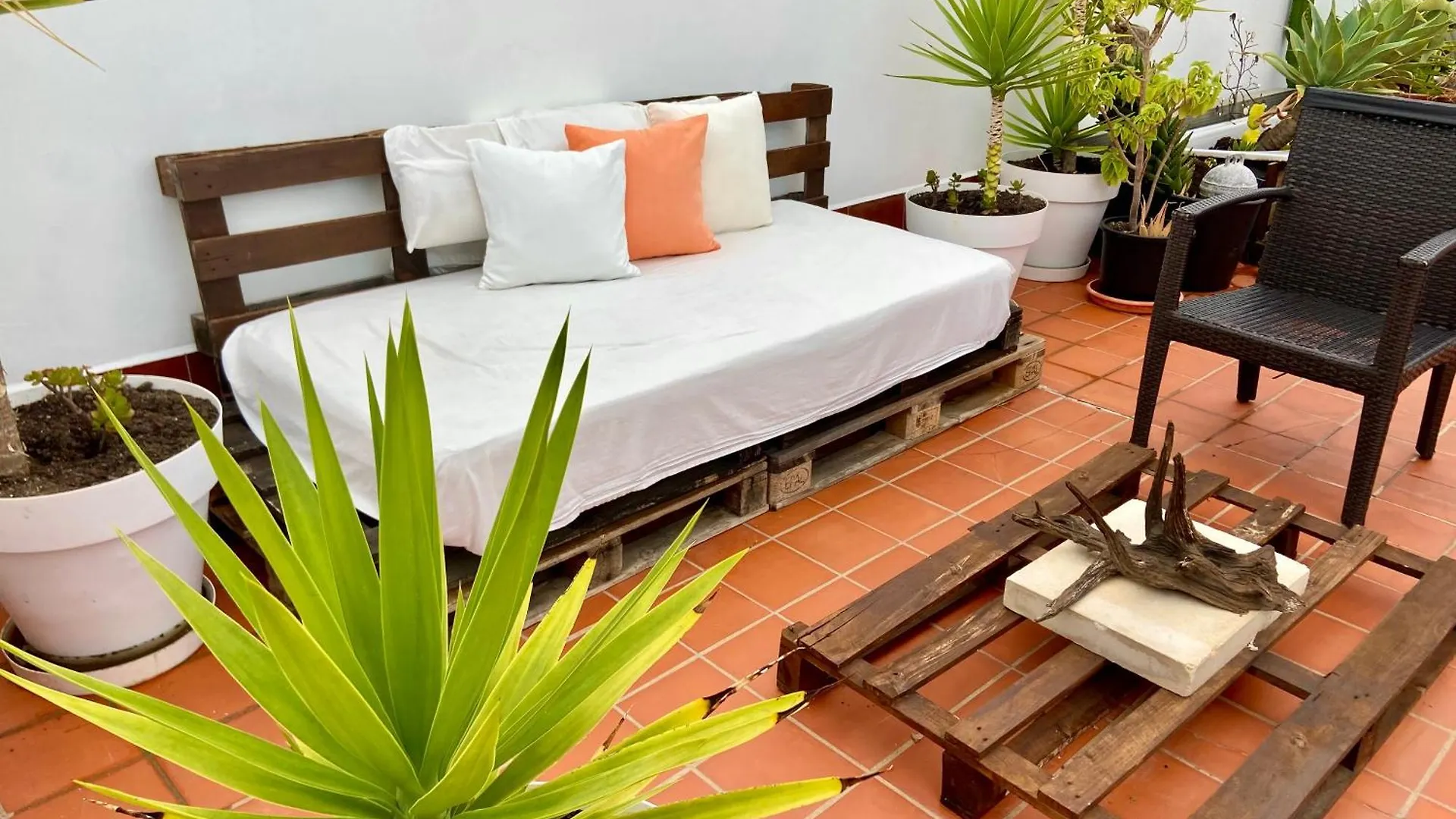 Apartamentos Los Verodes Frontera Apartment