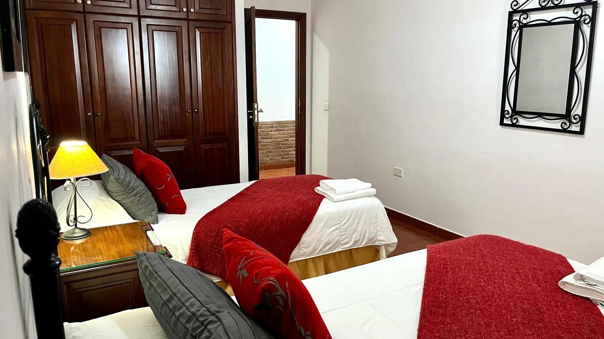 Apartamentos Los Verodes Frontera