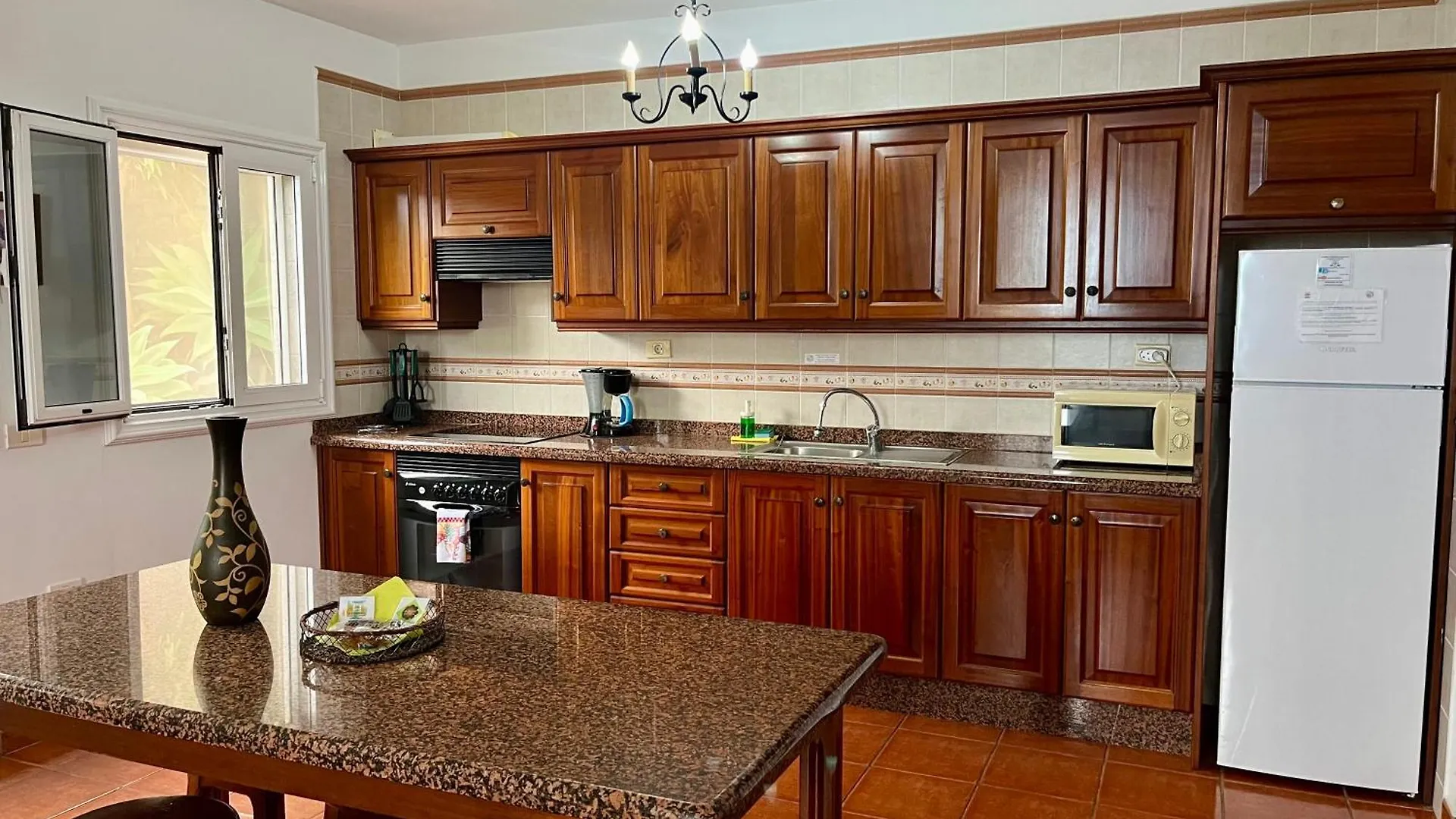Apartamentos Los Verodes Frontera 0*,