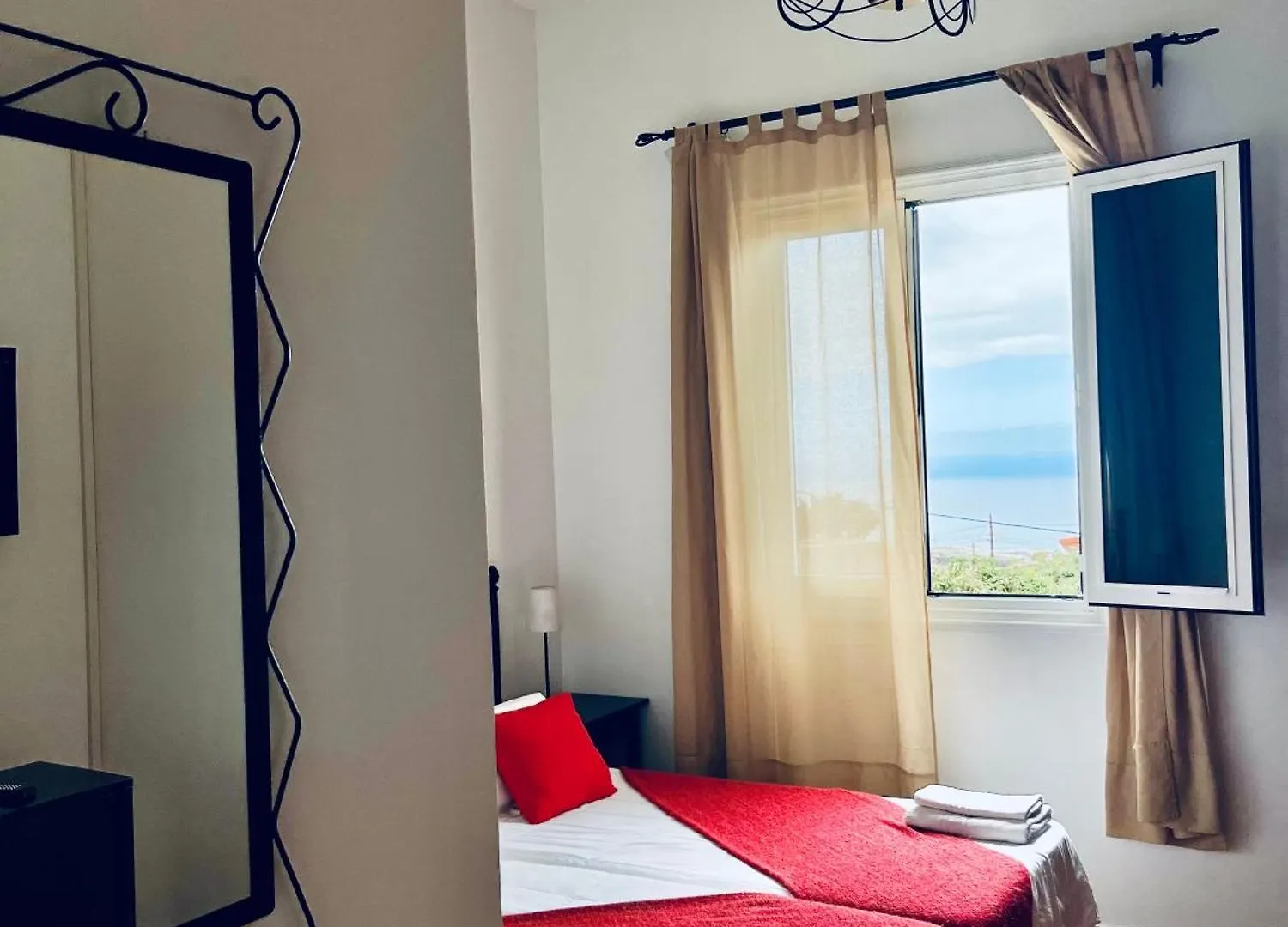 Apartamentos Los Verodes Frontera Apartment