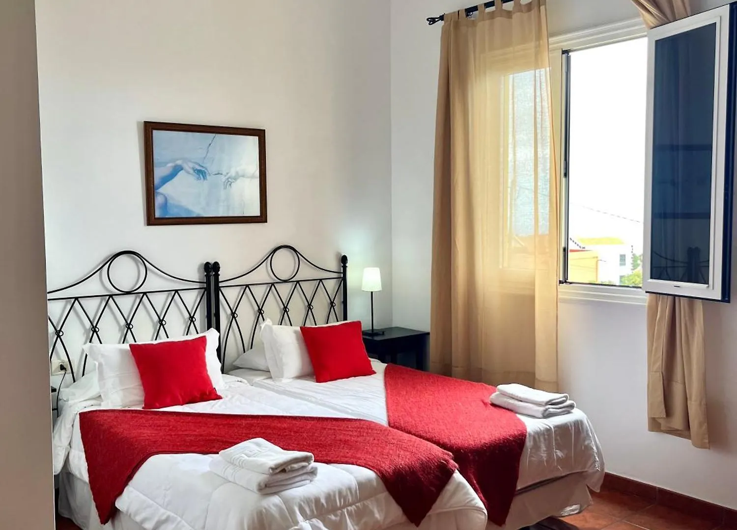 Apartamentos Los Verodes Frontera